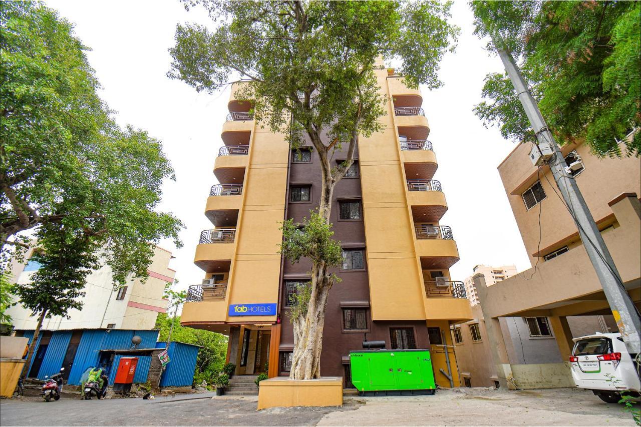 Fabhotel Gaurav Galaxy Púna Kültér fotó