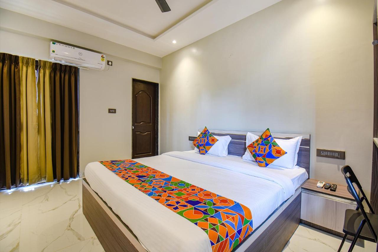 Fabhotel Gaurav Galaxy Púna Kültér fotó